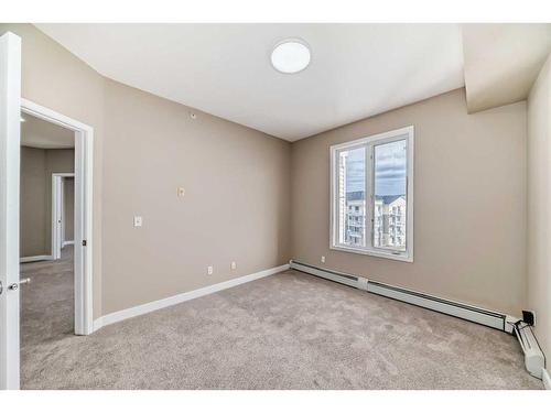 1417-1140 Taradale Drive Ne, Calgary, AB - Indoor Photo Showing Other Room