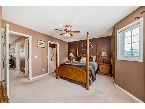 29 Chaparral Ridge Terrace Se, Calgary, AB - Indoor Photo Showing Bedroom