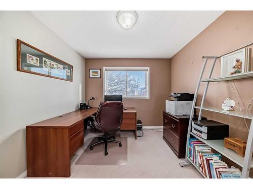 29 Chaparral Ridge Terrace Se, Calgary, AB - Indoor Photo Showing Office