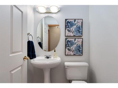 236 Valley Brook Court Nw, Calgary, AB - Indoor Photo Showing Bathroom