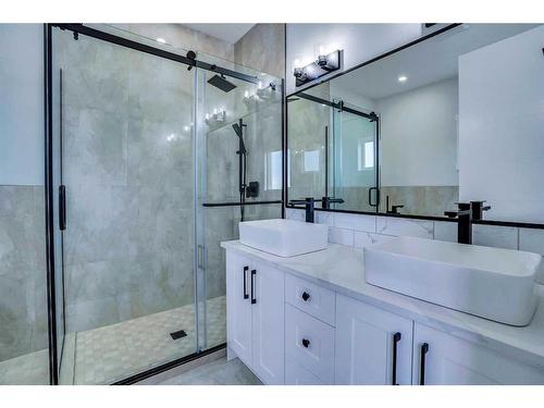 160 Saddlelake Manor Ne, Calgary, AB - Indoor Photo Showing Bathroom