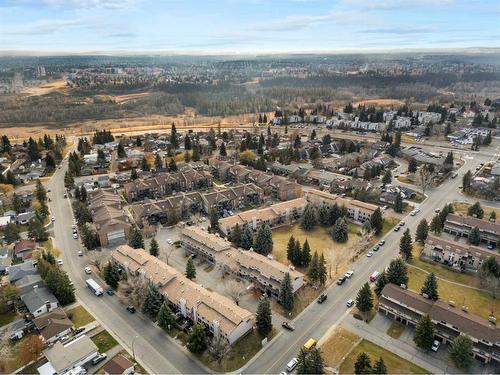 36 Canterbury Gardens Sw, Calgary, AB - Outdoor With View