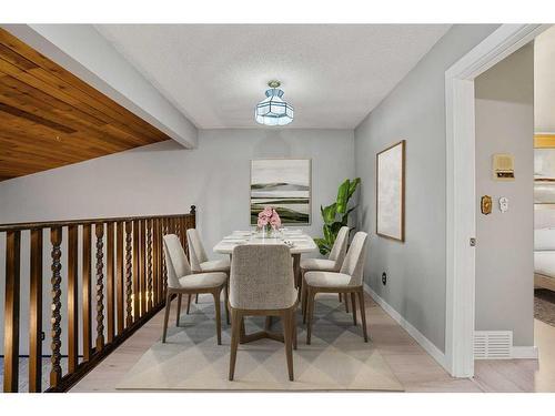 36 Canterbury Gardens Sw, Calgary, AB - Indoor Photo Showing Dining Room