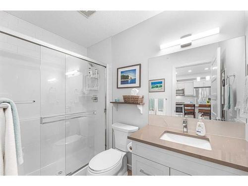 2407-10 Market Boulevard Se, Airdrie, AB - Indoor Photo Showing Bathroom