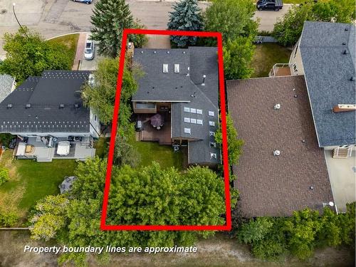 44 Dalbrook Bay Nw, Calgary, AB - Outdoor