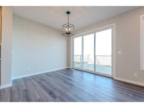 172 Mallard Grove Se, Calgary, AB - Indoor Photo Showing Other Room