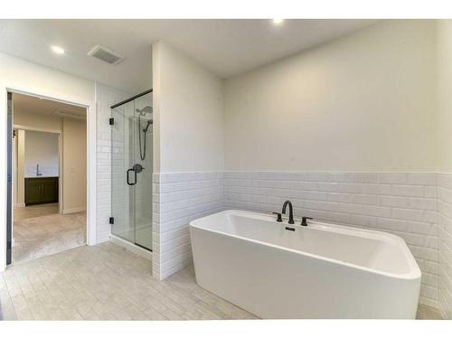 15 Bearberry Lane, Okotoks, AB - Indoor Photo Showing Bathroom