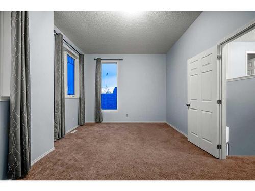 78 Evansmeade Circle Nw, Calgary, AB - Indoor Photo Showing Other Room