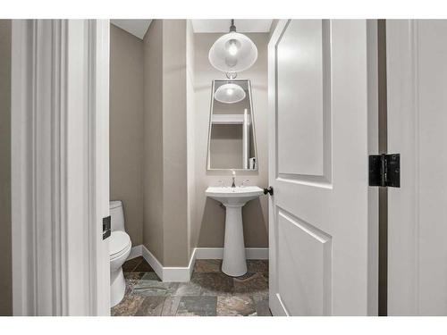 146 Auburn Sound Circle Se, Calgary, AB - Indoor Photo Showing Bathroom