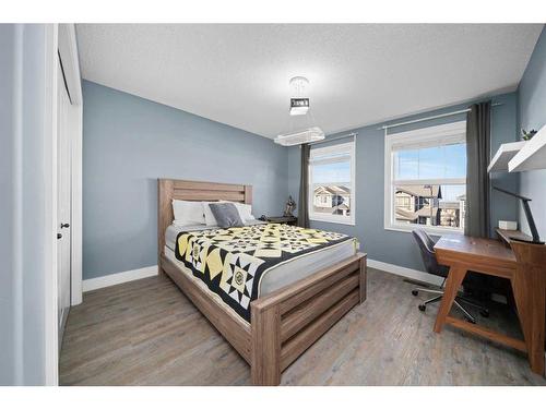 146 Auburn Sound Circle Se, Calgary, AB - Indoor Photo Showing Bedroom