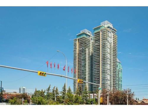 1009-1122 3 Street Se, Calgary, AB - Outdoor With Facade