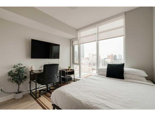 1009-1122 3 Street Se, Calgary, AB - Indoor Photo Showing Bedroom