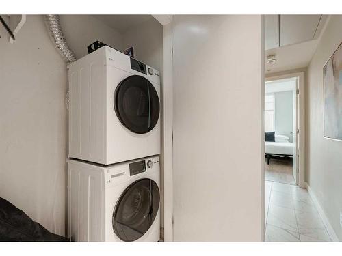 1009-1122 3 Street Se, Calgary, AB - Indoor Photo Showing Laundry Room