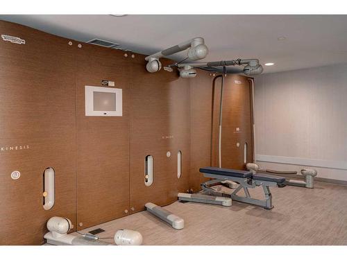 1009-1122 3 Street Se, Calgary, AB - Indoor Photo Showing Gym Room