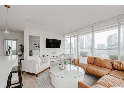 1009-1122 3 Street Se, Calgary, AB - Indoor Photo Showing Living Room