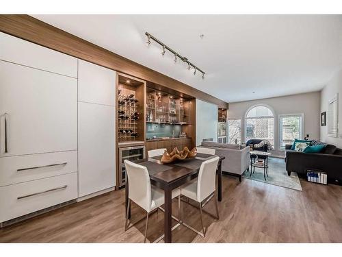 1906 12 Street Sw, Calgary, AB - Indoor Photo Showing Dining Room