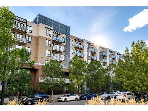 Suite 420-955 Mcpherson Road Ne, Calgary, AB - Outdoor With Balcony With Facade