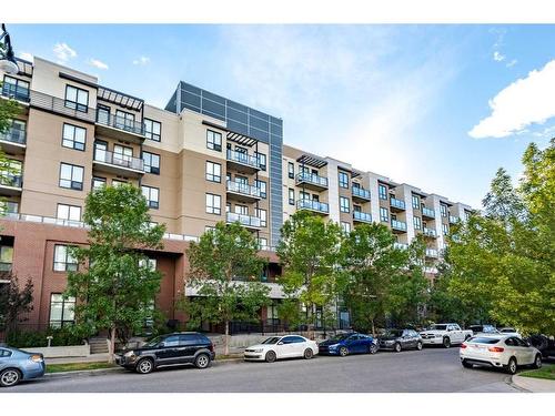 Suite 420-955 Mcpherson Road Ne, Calgary, AB - Outdoor With Balcony With Facade