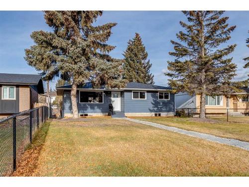 720 Alderwood Place Se, Calgary, AB - Outdoor With Facade