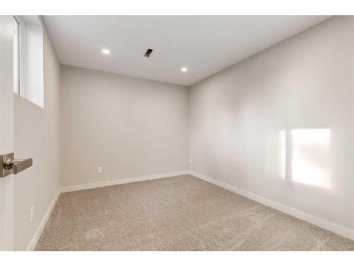 720 Alderwood Place Se, Calgary, AB - Indoor Photo Showing Other Room