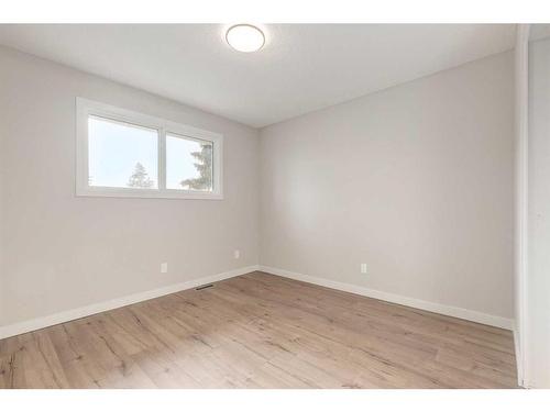 720 Alderwood Place Se, Calgary, AB - Indoor Photo Showing Other Room