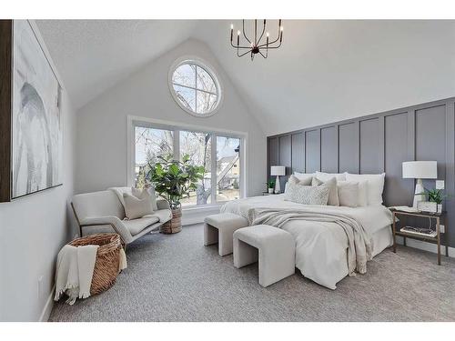 3725 Richmond Road Sw, Calgary, AB - Indoor Photo Showing Bedroom