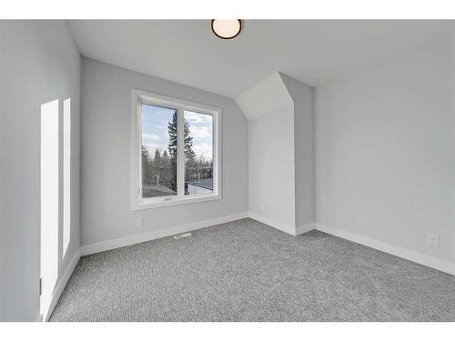 3725 Richmond Road Sw, Calgary, AB - Indoor Photo Showing Other Room