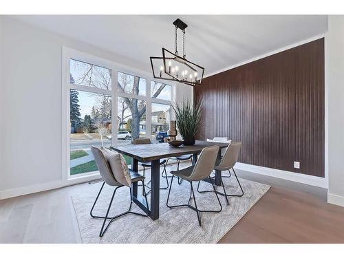 3725 Richmond Road Sw, Calgary, AB - Indoor Photo Showing Dining Room