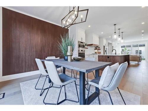 3725 Richmond Road Sw, Calgary, AB - Indoor Photo Showing Dining Room