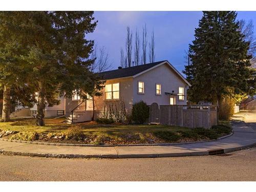 629 20 Avenue Ne, Calgary, AB - Outdoor