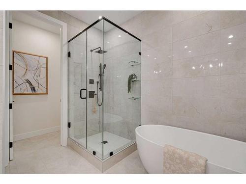 3727 Richmond Road Sw, Calgary, AB - Indoor Photo Showing Bathroom