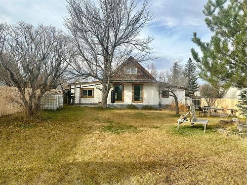 2303 23 Street, Nanton, AB - Outdoor