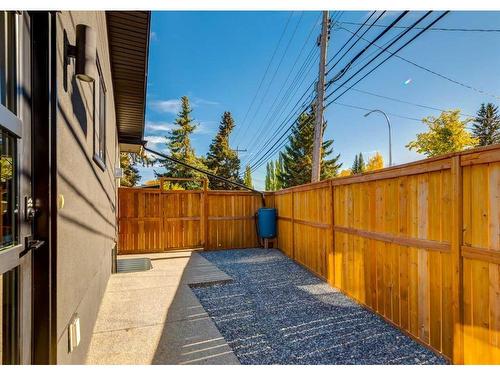 4511 41 Street Nw, Calgary, AB - Outdoor