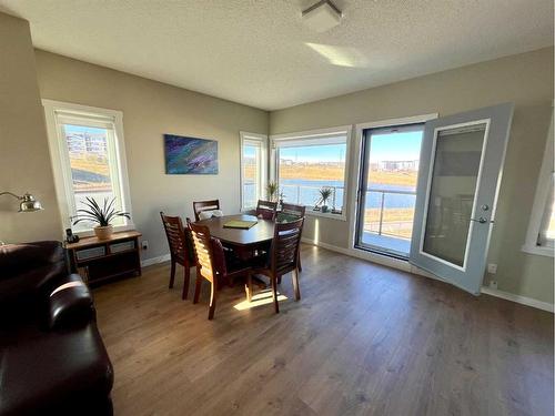 407-218 Sherwood Square Nw, Calgary, AB - Indoor Photo Showing Dining Room