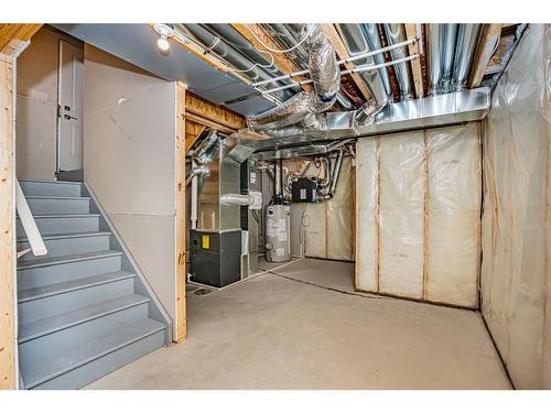 600 Baywater Manor Sw, Airdrie, AB - Indoor Photo Showing Basement