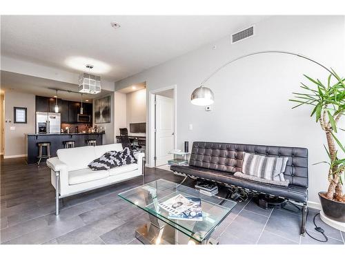 2405-211 13 Avenue Se, Calgary, AB - Indoor Photo Showing Living Room