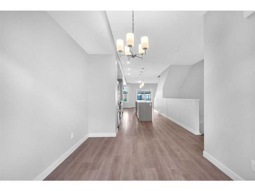 926 Sage Hill Grove Nw, Calgary, AB - Indoor Photo Showing Bathroom