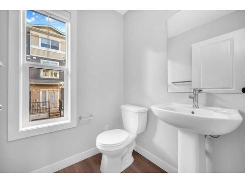 926 Sage Hill Grove Nw, Calgary, AB - Indoor Photo Showing Kitchen With Double Sink With Upgraded Kitchen