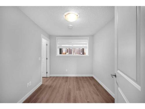 926 Sage Hill Grove Nw, Calgary, AB - Indoor Photo Showing Other Room