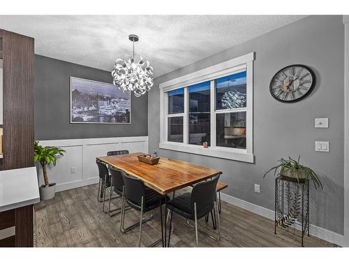 111 Sherview Grove Nw, Calgary, AB - Indoor Photo Showing Dining Room