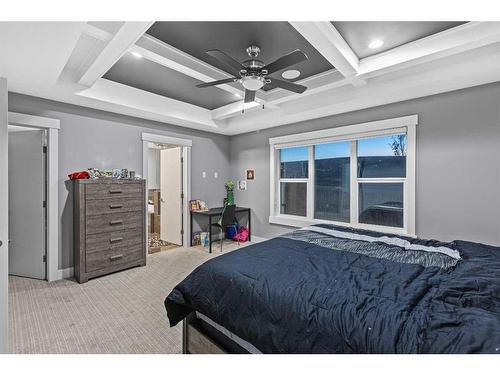 111 Sherview Grove Nw, Calgary, AB - Indoor Photo Showing Bedroom