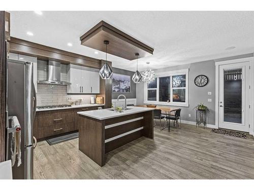 111 Sherview Grove Nw, Calgary, AB - Indoor Photo Showing Kitchen With Upgraded Kitchen