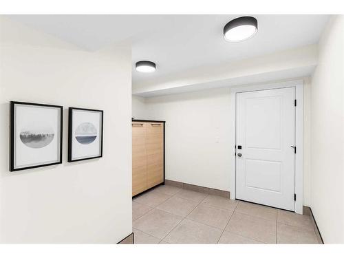 476 West Chestemere Drive, Chestermere, AB - Indoor Photo Showing Other Room