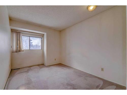 14787 Deer Ridge Drive Se, Calgary, AB - Indoor Photo Showing Other Room