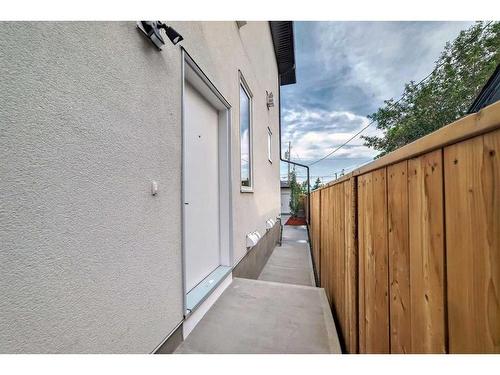 2431 6 Avenue Nw, Calgary, AB - Outdoor With Exterior