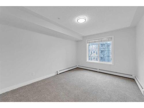 309-2411 Erlton Road Sw, Calgary, AB - Indoor Photo Showing Other Room