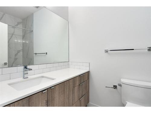 502-101 Panatella Square Nw, Calgary, AB - Indoor Photo Showing Bathroom