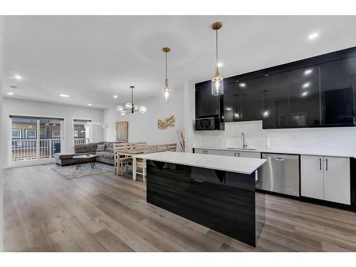 519 Corner Meadows Square Ne, Calgary, AB - Indoor Photo Showing Kitchen With Upgraded Kitchen