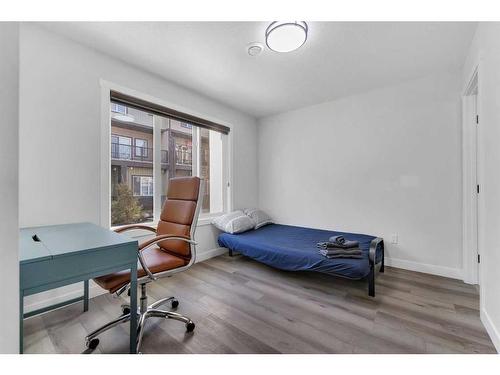 519 Corner Meadows Square Ne, Calgary, AB - Indoor Photo Showing Bedroom