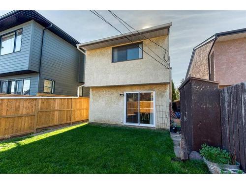 8518 47 Avenue Nw, Calgary, AB - Outdoor With Exterior